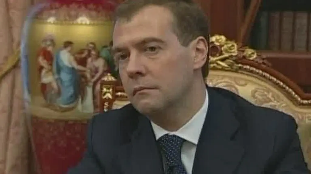 Kim jest Dmitrij Miedwiediew?