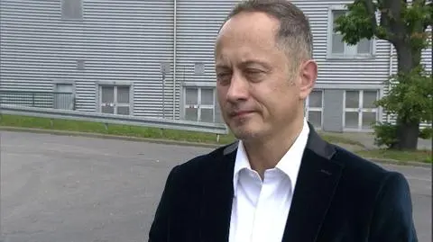 Kobieta zauważyła dzieci uwięzione w aucie
