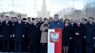 Komorowski: 11 listopada to piękna lekcja patriotyzmu 