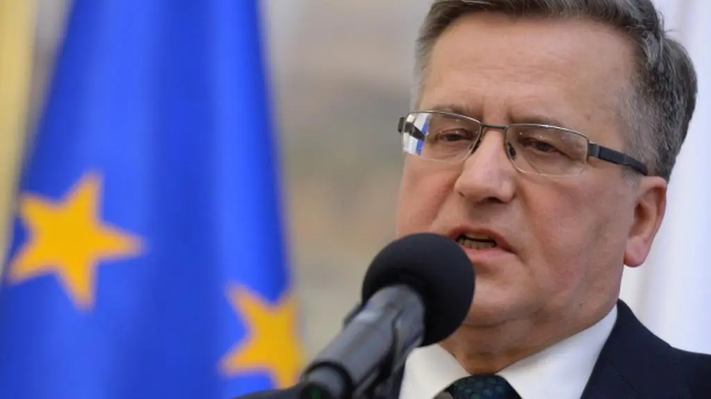 Komorowski: pomogę w prowadzeniu dialogu między stronami