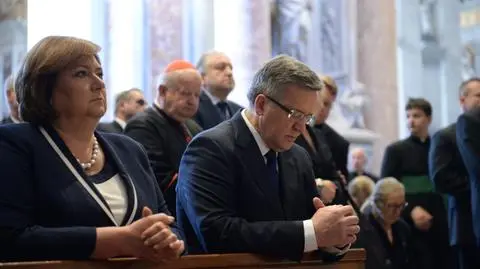 Komorowski: Uroczystości kanonizacyjne Jana Pawła II zamykają pewną kartę