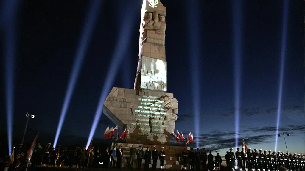 Komorowski zapowiada spotkanie na Westerplatte. I zapewnia: nie chodzi o zepsucie Rosjanom święta
