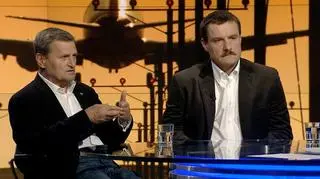 Kpt. Wrona: samolot ma elementy w budowie, które amortyzują tarcia