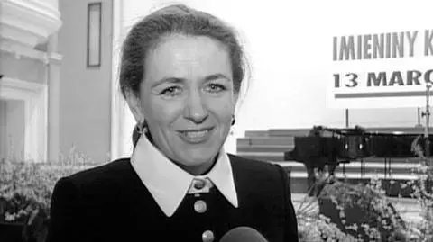 Krystyna Bochenek była wicemarszałkiem Senatu z ramienia PO (TVN24, 12.04.2010)