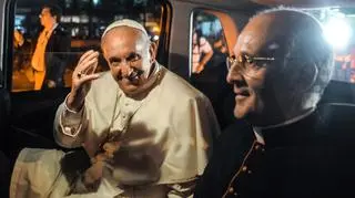 Kulisy powstania wyjątkowej fotografii. "Franciszek wyczuł sytuację i uśmiechnął się"