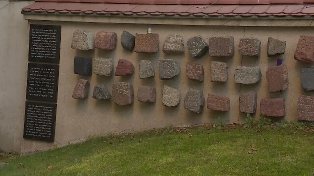 Lapidarium przy ulicy Głogowskiej. Trafiły tu macewy z całego Poznania