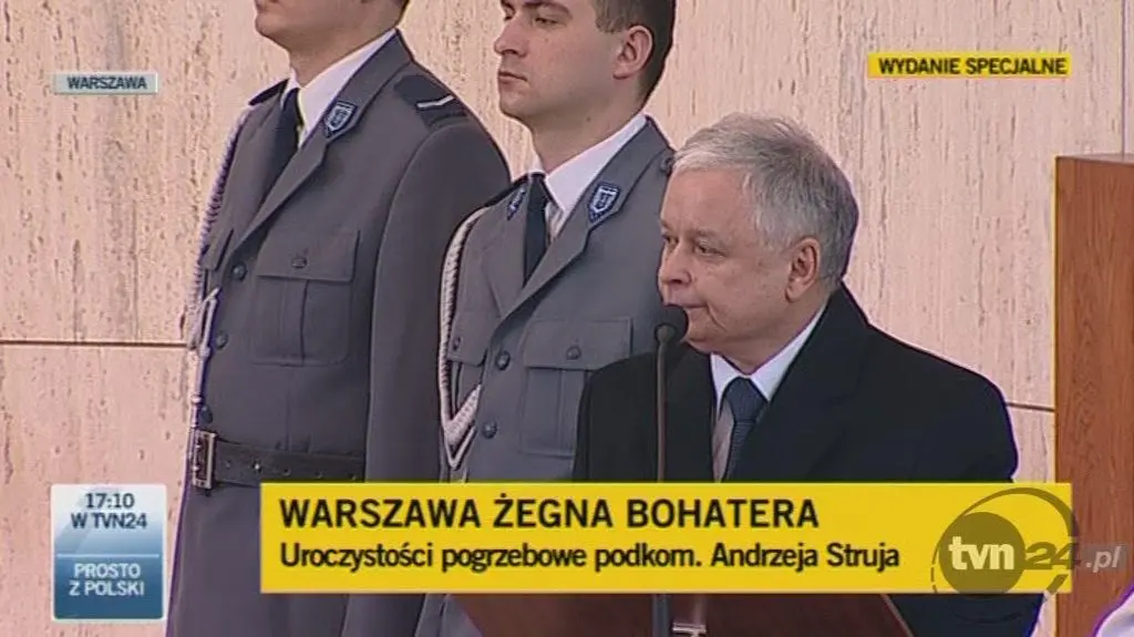 Lech Kaczyński żegna policjanta