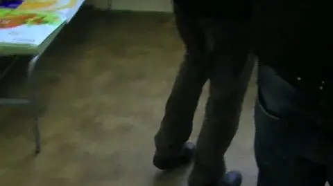 Lekarze z przychodni w Trzemesznie nie chcieli rozmawiać z reporterami TVN24