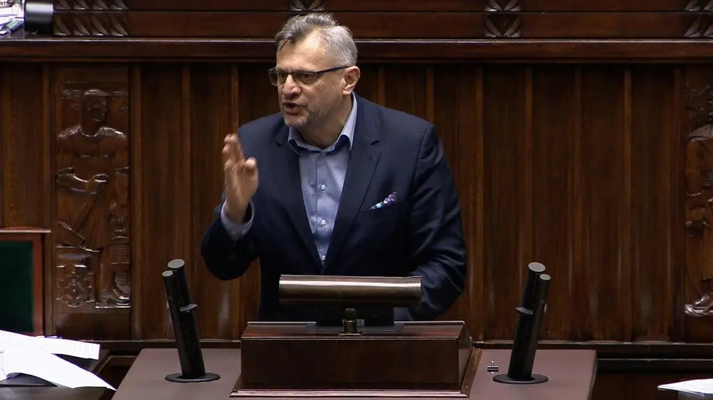 Lenz: to łamanie zasad parlamentaryzmu