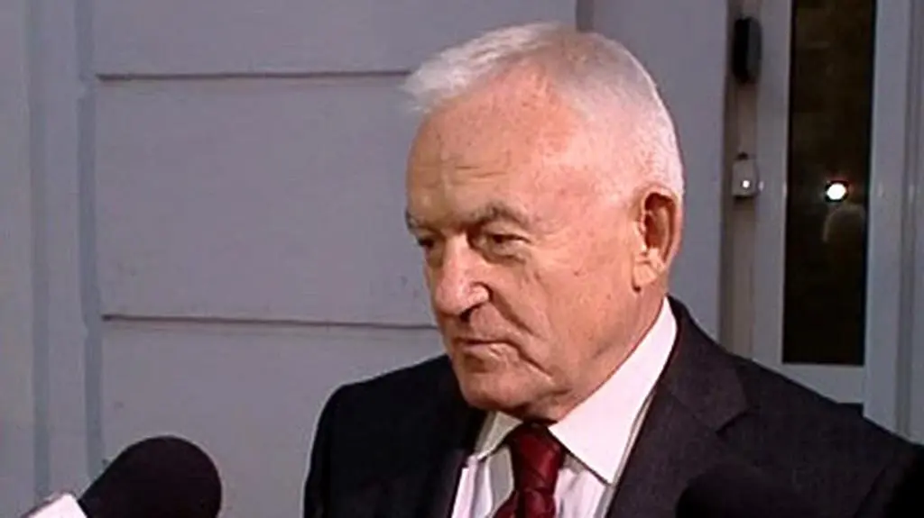 Leszek Miller widzi na czele SLD kobietę.