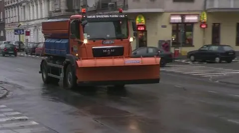 Lodowisko na poznańskich ulicach. Masa kolizji i kontuzji