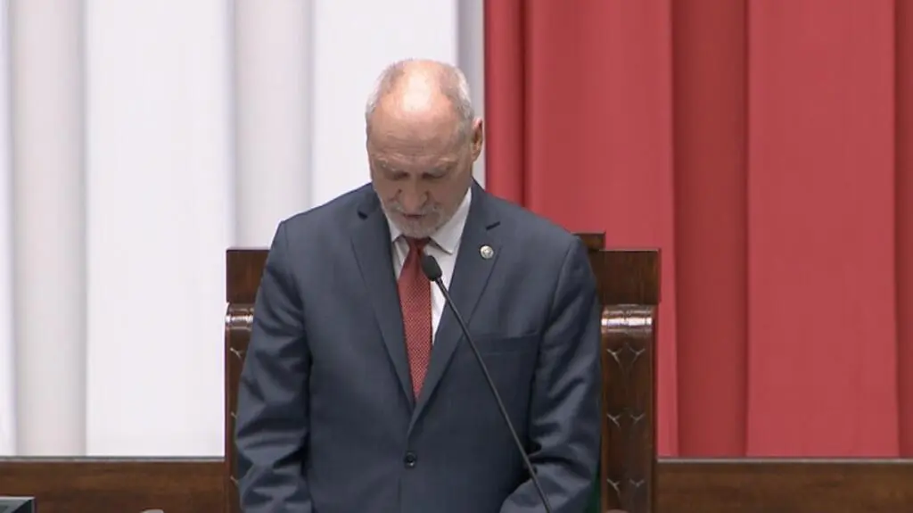 Macierewicz: choć ten Sejm jest bardzo zróżnicowany, to większość wsparła te ugrupowania, które odwoływały się do wartości narodowych, niepodległościowych, katolickich