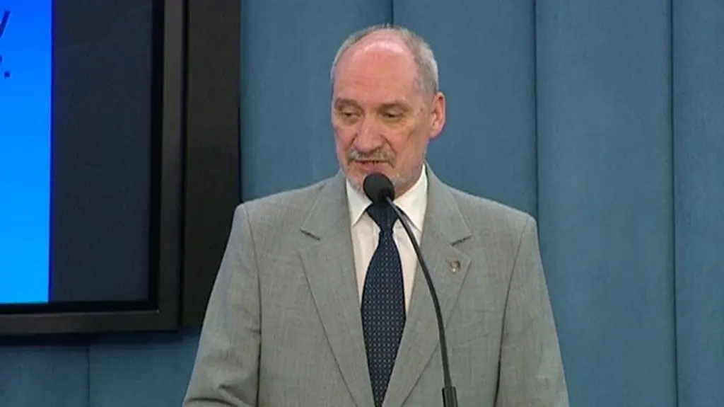 Macierewicz: to kpina z polskiego wymiaru sprawiedliwości 