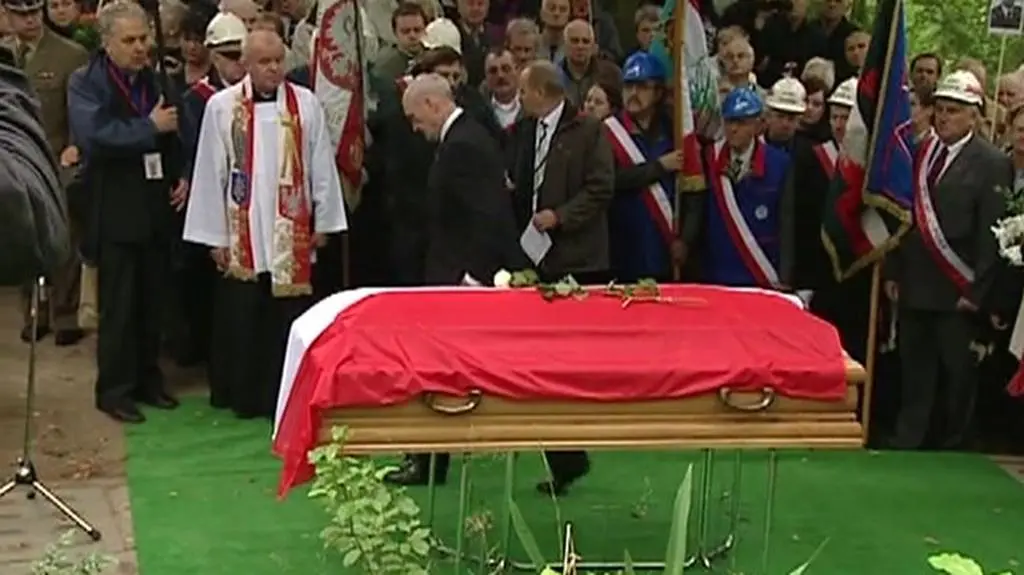 Macierewicz: To symbol drogi do prawdy o Smoleńsku