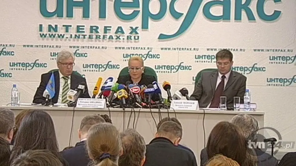 MAK: Lądowanie przy złej pogodzie (TVN24)