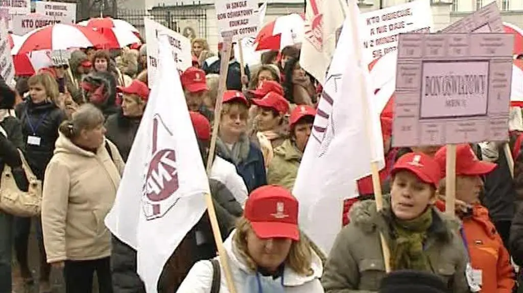 Manifestacja nauczycieli przed Kancelarią Prezesa Rady Ministrów