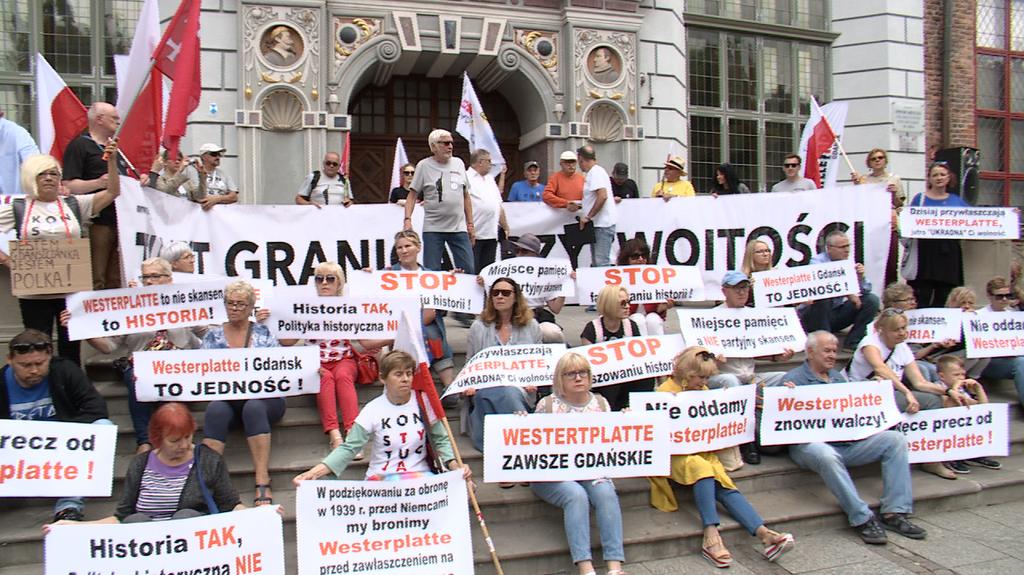 Manifestacja przeciw przejęciu Westerplatte