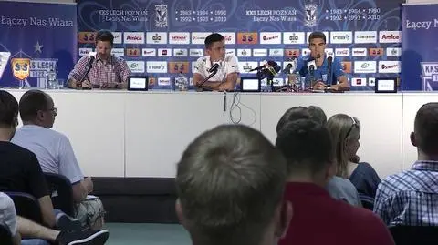 Marcin Kamiński wypowiada się na konferencji prasowej dzień przed meczem z Żalgirisem