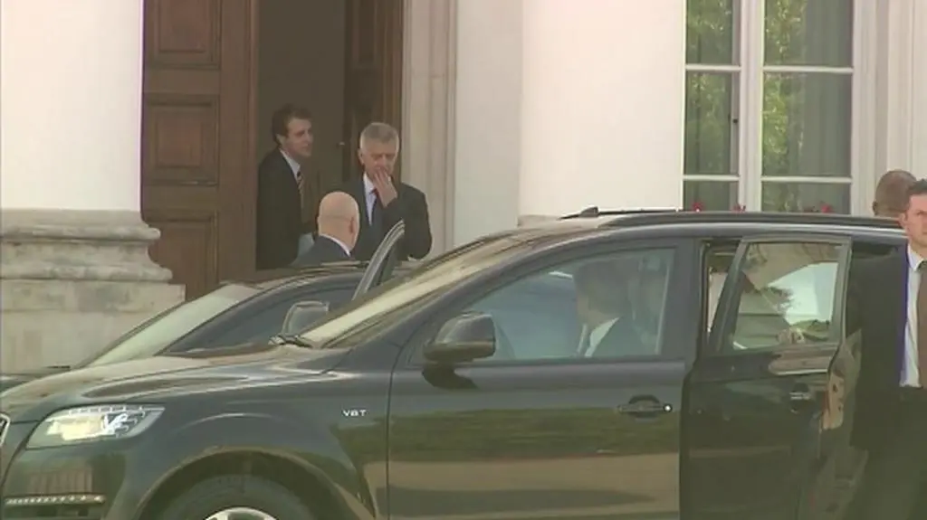 Marek Belka opuszcza pałac prezydencki