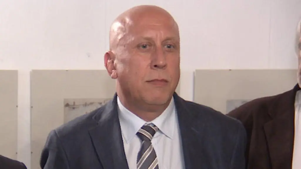 Marek Lasota cieszy się ze wstępnych wyników