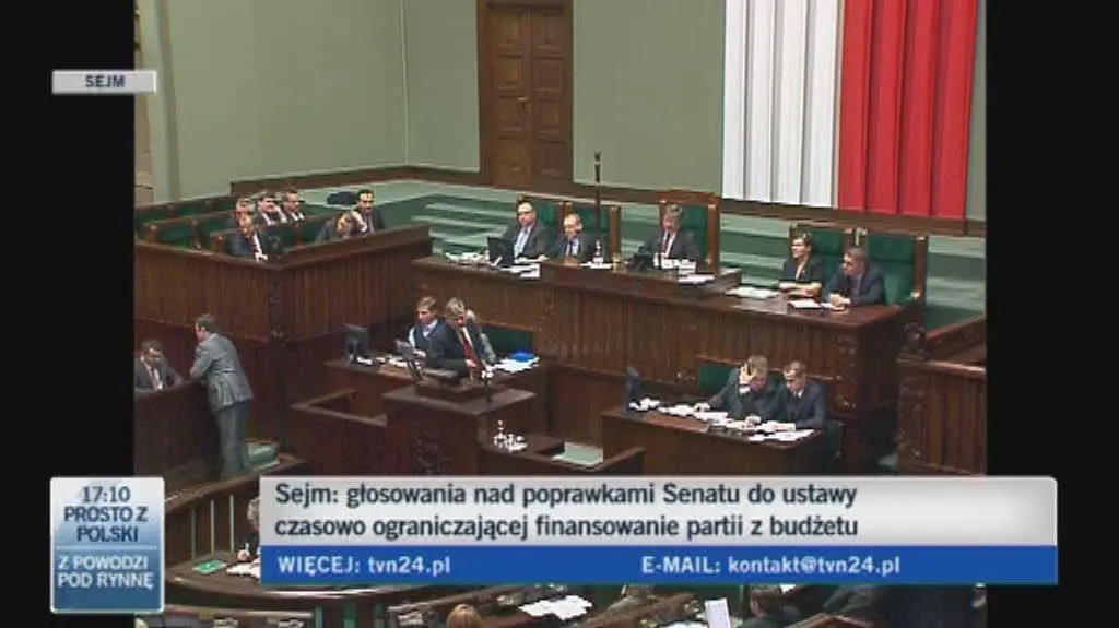 Marek Suski prosi o przerwę/TVN24