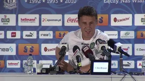 Marek Zub, trener Żalgirisu Wilno wypowiada się na konferencji prasowej przed rewanżem z Lechem Poznań 