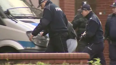 Mateusz S. doprowadzony do sądu 