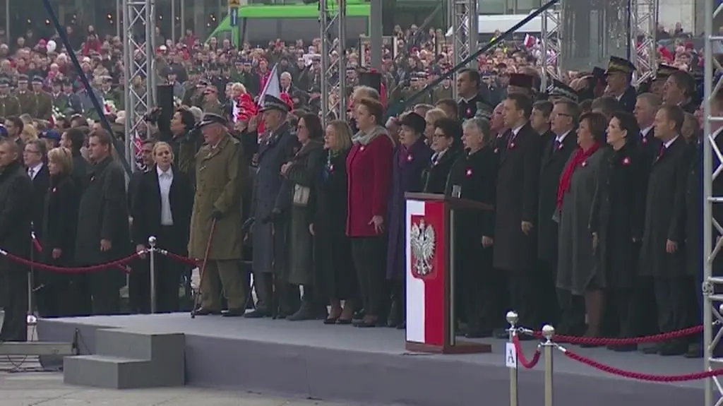 "Mazurek Dąbrowskiego" na Pl. Piłsudskiego 
