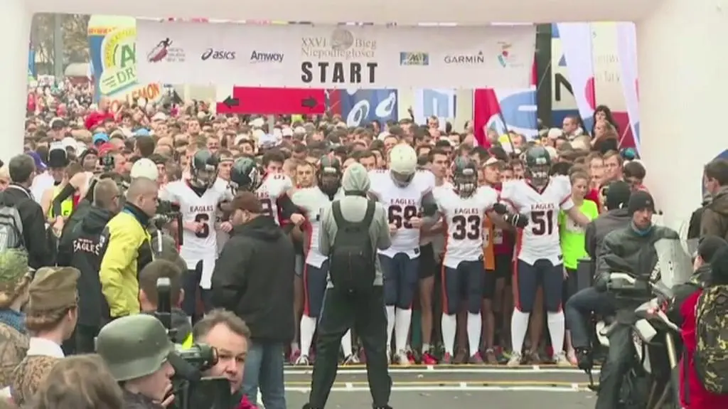 "Mazurek Dąbrowskiego" na początek Biegu Niepodległości 