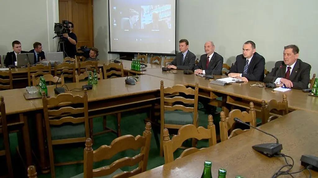 Mecenas Hambura chce udostępnienia wszystkich materiałów związanych ze śledztwem 