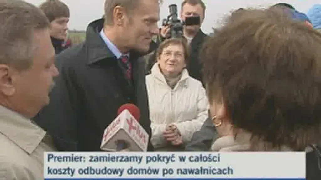 Mieszkańcy zapraszają premiera na "parapetówkę"