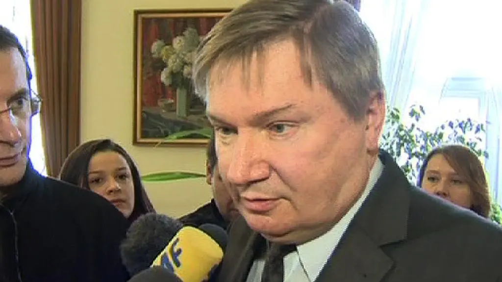 Miller nie komentuje doniesień "Rz"