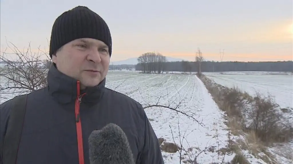 Miłośnicy zabytków o sprawie podświdnickich krzyży pokutnych