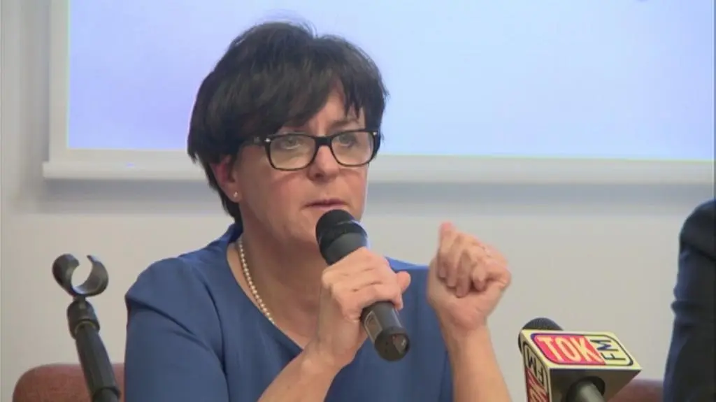 Minister: dzieci mogą pójść na wiec, ale nie kosztem lekcji