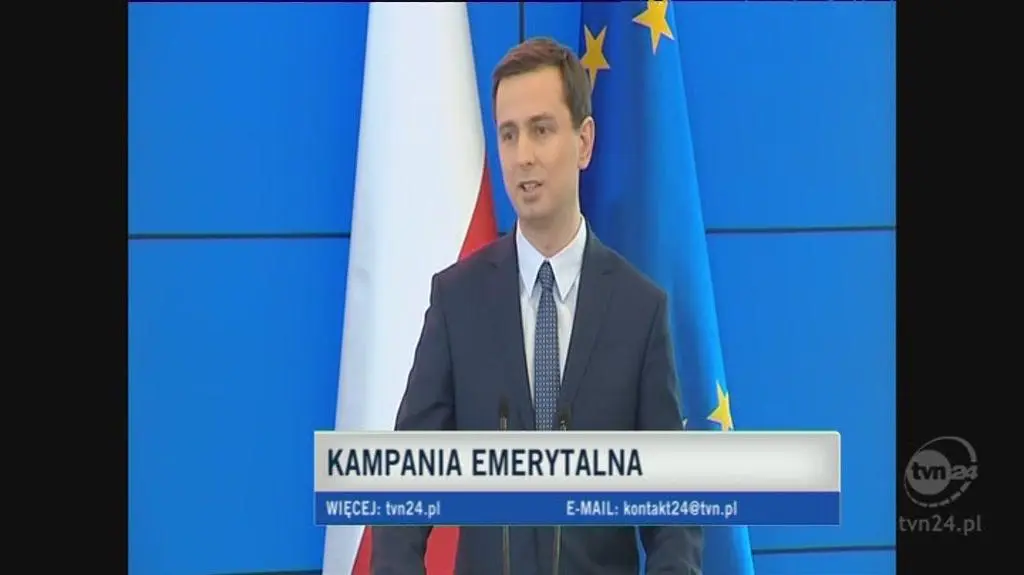 Minister pracy zachęca do korzystania z internetu