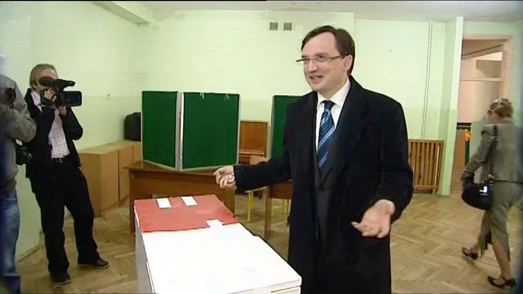 Ministrowie byli i obecni w lokalach wyborczych