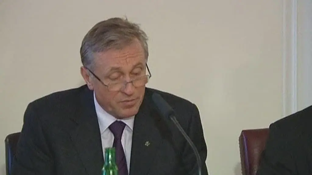 Mirek Topolanek, premier Czech