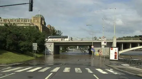 MSZ nie odradza podróży do Pragi 