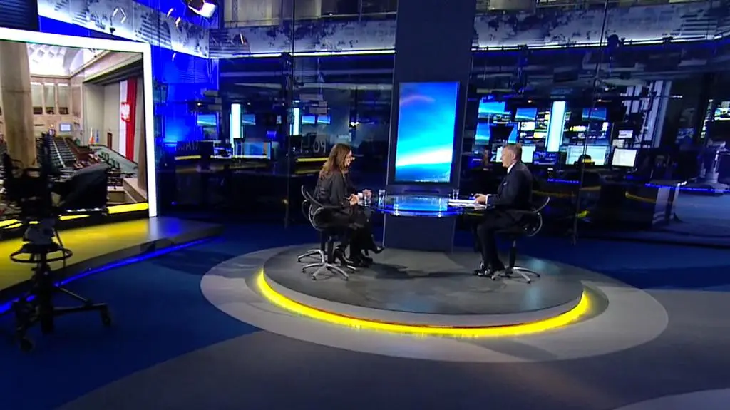 Mucha: Banaś mógł spróbować przynajmniej obronić się