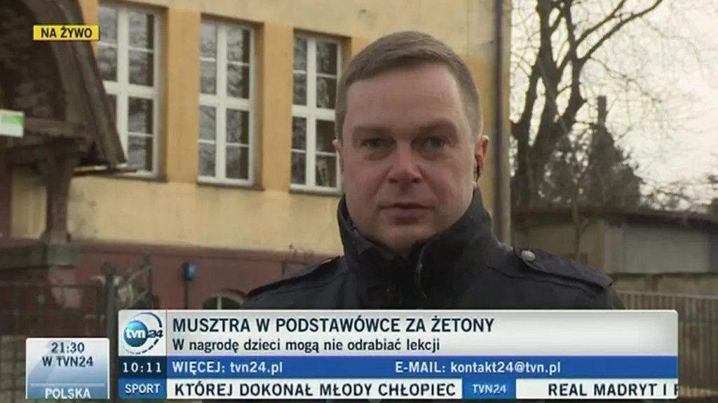 Musztra w podstawówce za żetony