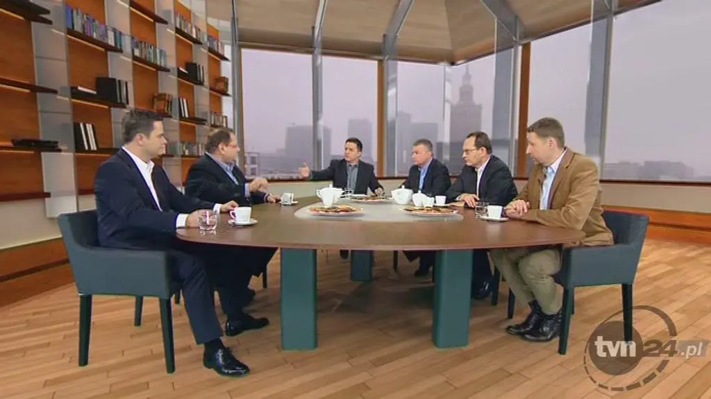 Nad czym pracuje komisja Millera TVN24)