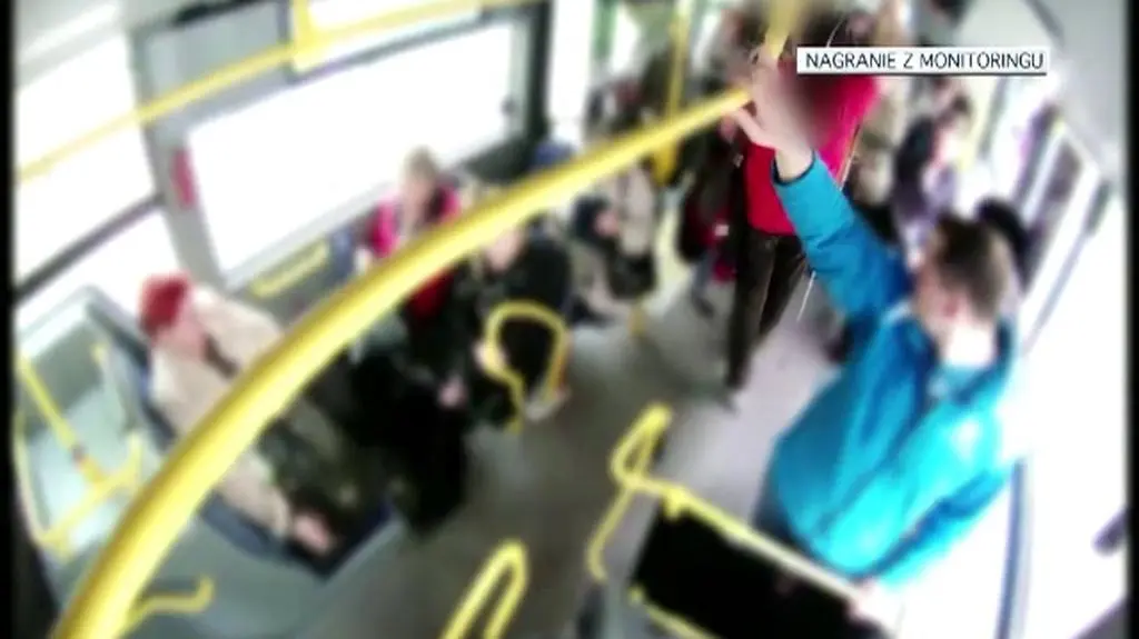 Napadli niewidomego, bo zwrócił im uwagę