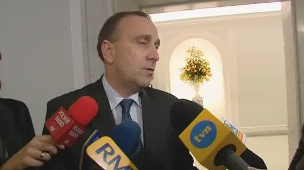 Nie zostawimy tak tej sprawy - zapewnił Grzegorz Schetyna