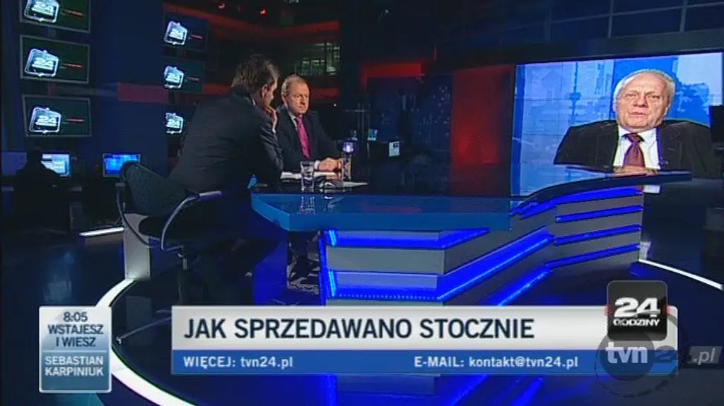 Niesiołowski broni Grada
