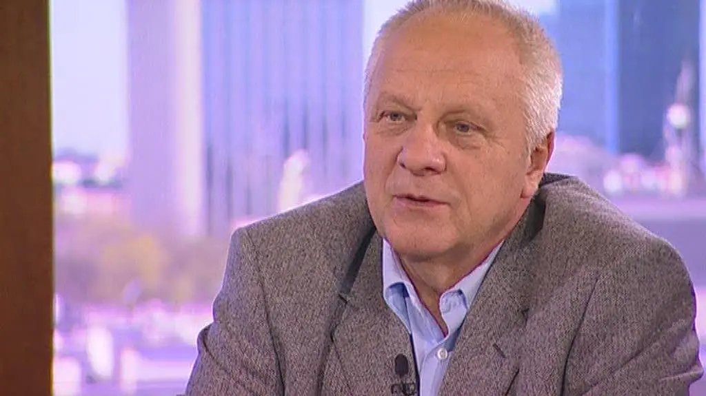Niesiołowski o spocie PiS uderzającym w PO: - To są kłamstwa, ale nie będziemy się sądzić
