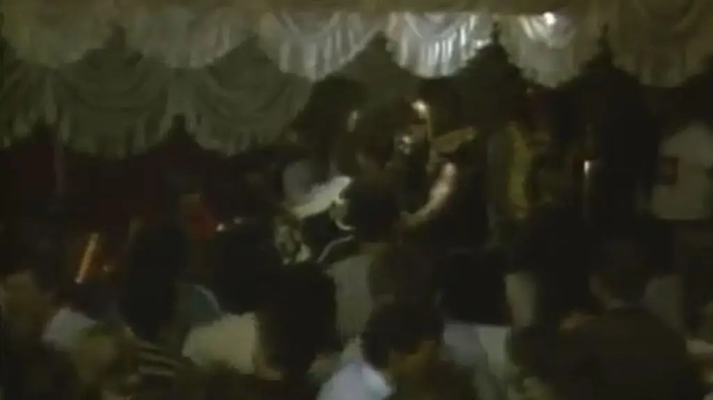 Niezwykły koncert na weselu w restauracji targowej. Do kotleta zagrali Iron Maiden