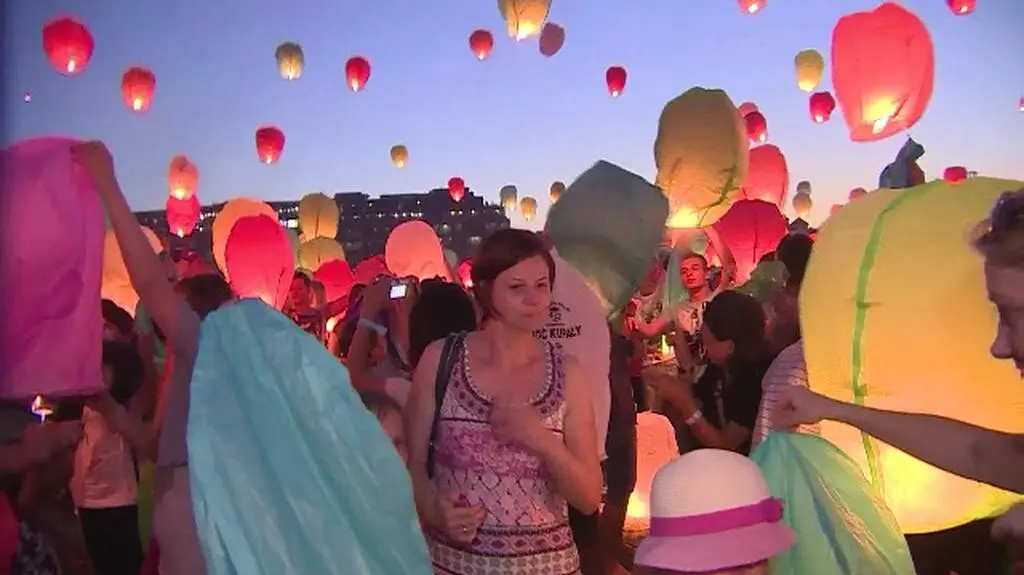 Noc Kupały w Poznaniu w ubiegłym roku: tysiące lampionów na niebie