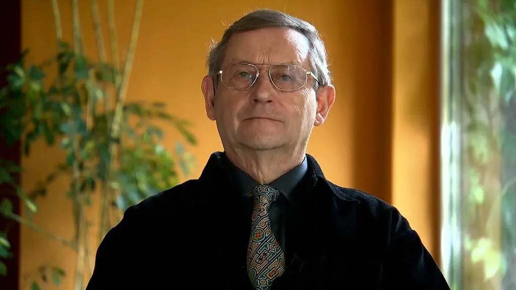 Norman Davies: nie wolno patrzeć na powstanie jedynie jak na porażkę