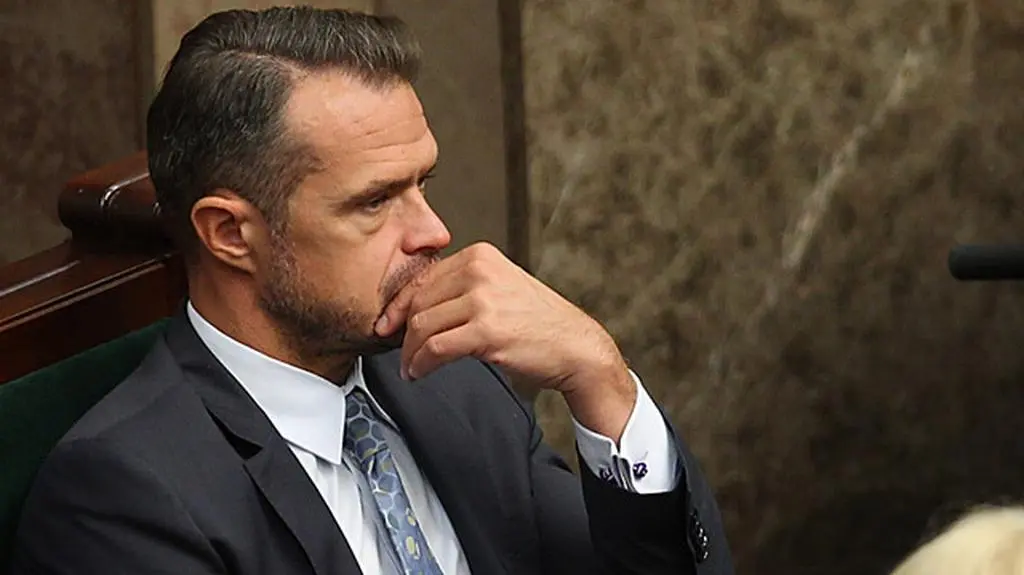 Nowak nie chce zrzec się mandatu. Graś: już i tak zapłacił wysoką cenę, to niepotrzebna nagonka