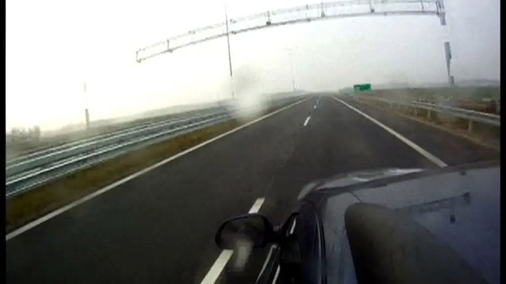 Nowy odcinek S8 w kamerze TVN24 (nagranie przyspieszone)